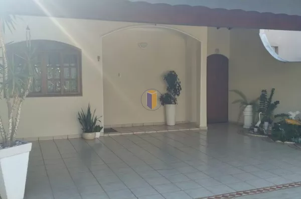 CONDOMÍNIO PARQUE DAS ÁRVORES 