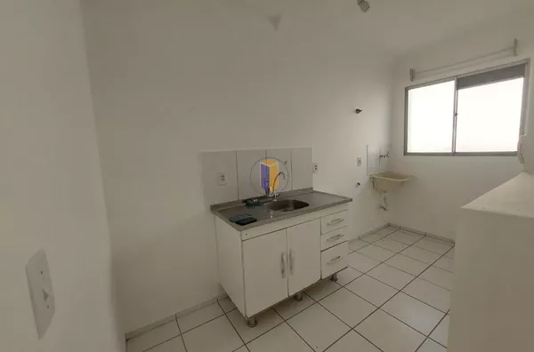 APTO 2 DORMITÓRIOS - COND. PARQUE SICILIA