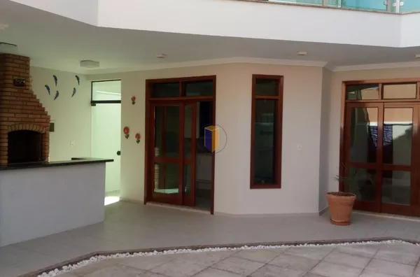 CASA CONDOMÍNIO GRANJA OLGA