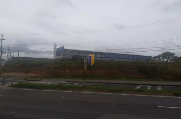 ÁREA AV. PANAMÁ - R$850,00 o m²