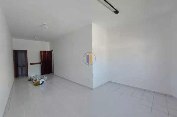 SALA - RUA CORONEL CAVALHEIROS - CENTRO