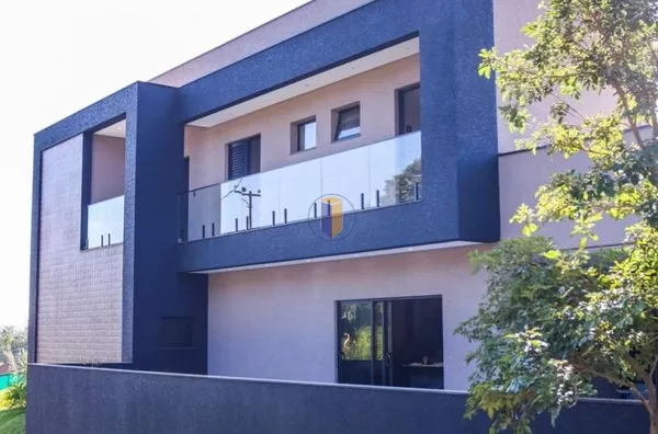 CONDOMÍNIO SUN LAKE