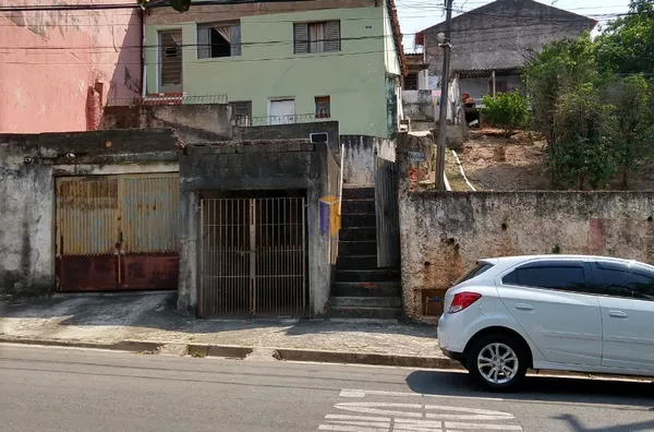 CASA SOBRADO VENDE - JARDIM PIRATININGA