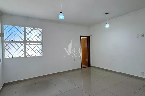 CASA COMERCIAL - RUA AMAZONAS