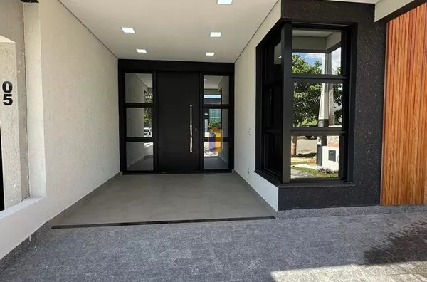 CASA TÉRREA COM 3 QUARTOS - COND. RESIDENCIAL VILLAGIO IPANEMA 