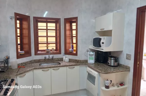 CASA À VENDA NO JD. MARIA HELENA, SOROCABA/SP