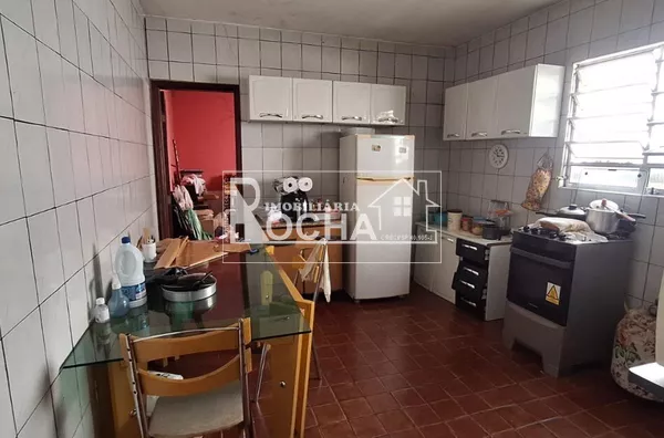 2 quartos, sala, cozinha, banheiro, garagem, área de serviço, quintal - Foto 17