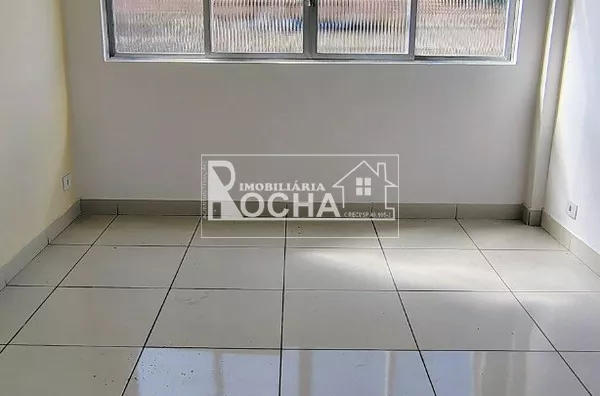 2quartos, sala, cozinha, banheiro, garagem, area de serviço