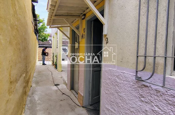 2quartos, sala. cozinha, banheiro, garagem, área de Serviço