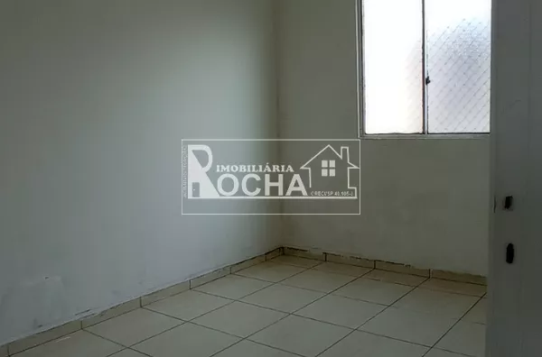 Casa Cj ResTancredo 2 Qtos, Sl, Coz, Wc, Gar, Á.serviço 