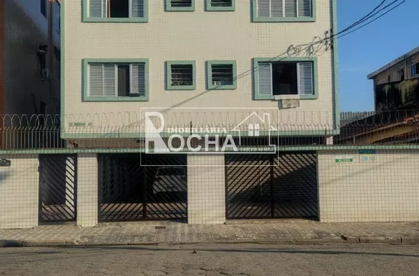 2.Quartos, sala, cozinha, banheiro, vaga de Garagem, árae de serviço.