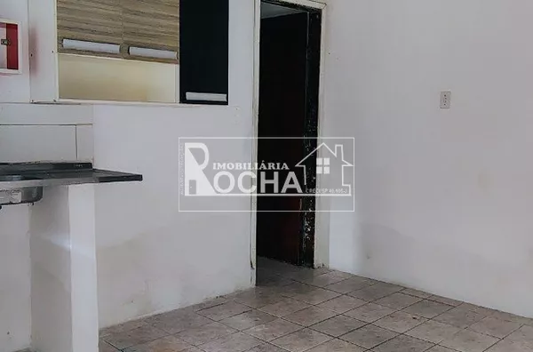 Quarto, cozinha, Banheiro