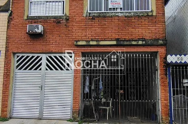 3 quartos, sala, cozinha, banheiro, garagem