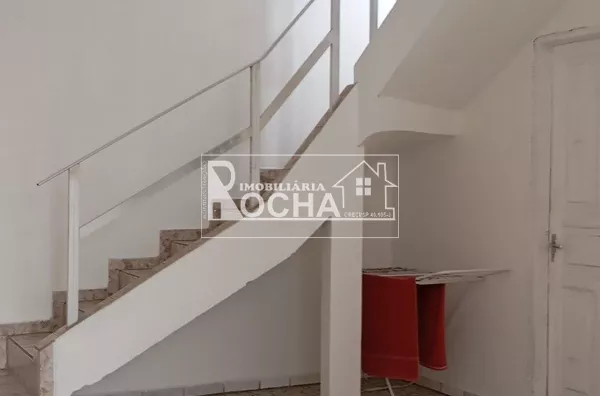 Casa para venda, 2 quarto(s),  Vila Mateo Bei, São Vicente