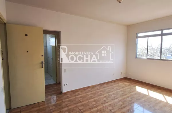 ALUGA-SE Ótimo APTO Stélio Machado Loureiro, São Vicente