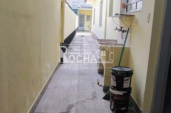 3.quartos, suíte, sala, cozinha, banheiro, garagem; edícula: quarto, sala, cozinha, banheiro, quintal, area de serviços individuais - Foto 14