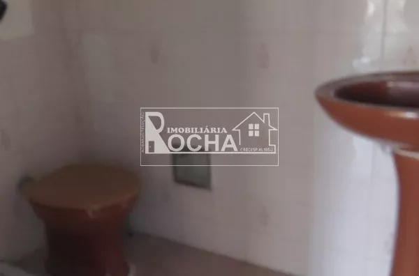 3.quartos, suíte, sala, cozinha, banheiro, garagem; edícula: quarto, sala, cozinha, banheiro, quintal, area de serviços individuais - Foto 22