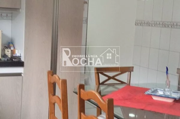2 quartos, 1-suíte, sala, cozinha, banheiro, garagem carro e moto. - Foto 20