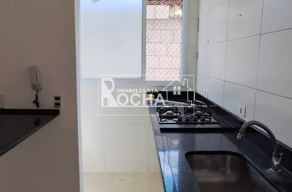 2 quartos, sala, cozinha, banheiro, vaga de garegem - Foto 7