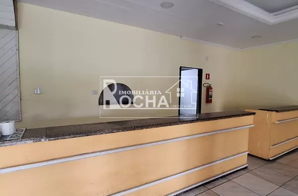 Loja com 80m² + cozinha, + vestiario, + salas, + despensa + 3banhiros - Foto 7