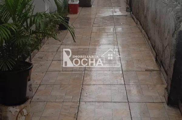 Vende Casa terrea Espl Barreiros, São Vicente