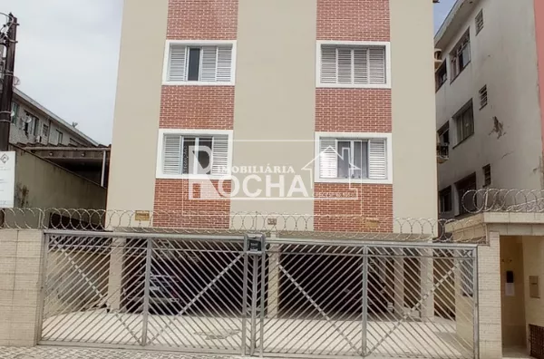 APTO no Parque São Vicente, 2 Quartos, Salas, Cozinha, Banheiros, Área de Serviço, Vaga de garagem.  piso frio, revestimento, banheiro com box blindex.  Aceita financiamento Bancário  Valor da venda R$ 200.000,00