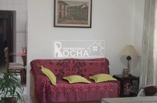 2 quartos, 1-suíte, sala, cozinha, banheiro, garagem carro e moto. - Foto 30