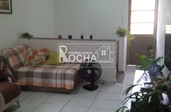 Vende Casa 2 quartos Parque São Vicente, São Vicente