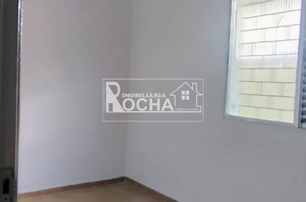 3.quartos, suíte, sala, cozinha, banheiro, garagem; edícula: quarto, sala, cozinha, banheiro, quintal, area de serviços individuais - Foto 7