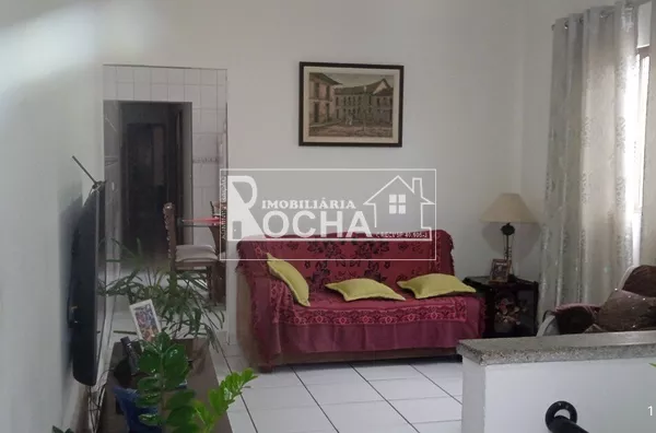 2 quartos, 1-suíte, sala, cozinha, banheiro, garagem carro e moto. - Foto 29