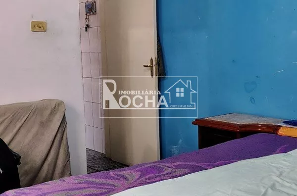 2Quartos, 1suite, sala, cozinha, baheiro, 2garagem, mais edicula nos fundos. - Foto 16