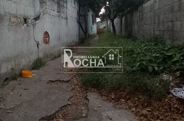 TERRENO COM AREA DE 1500M, COM CONSTRUÇOES , ÓTIMA LOCALIZAÇÃO, PARQUE SÃO VICENTE.