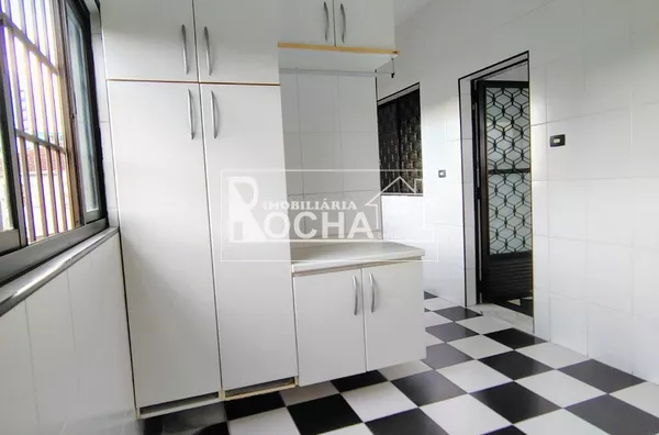 casa, 3 quartos, suite, banheira-hydro, sala, cozinha, banheiro, garagem, área de serviço