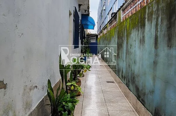2Quartos, 1suite, sala, cozinha, baheiro, 2garagem, mais edicula nos fundos. - Foto 19