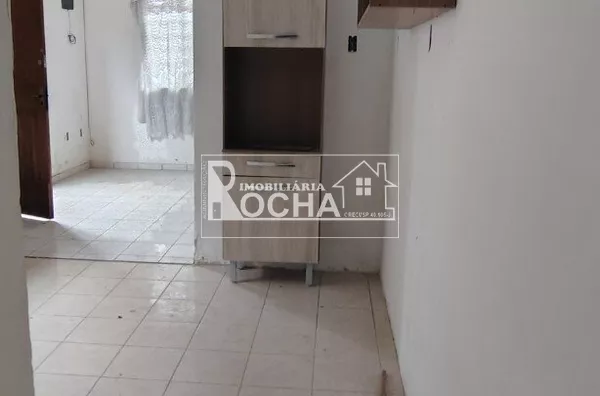 Terreno com edicula, 182,50m² Espl Dos Barreiros, São Vicente