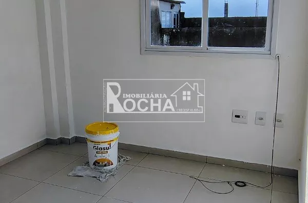 Quarto , Sala, Cozinha,, Banheiro, área de serviço e Vaga de Garagem