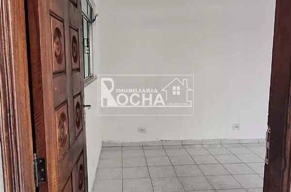 Casa para aluguel 2 dormitórios,  Esplanada Dos Barreiros, São Vicente