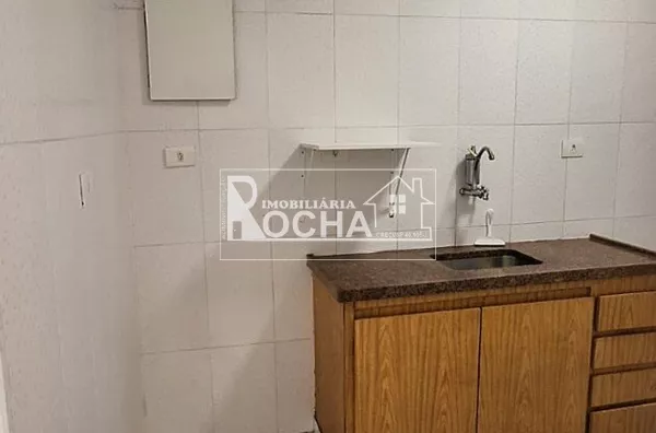 Locação Apartamento Vila Belmiro, 2 quartos com garagem