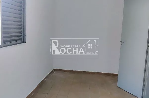 3.quartos, suíte, sala, cozinha, banheiro, garagem; edícula: quarto, sala, cozinha, banheiro, quintal, area de serviços individuais - Foto 8