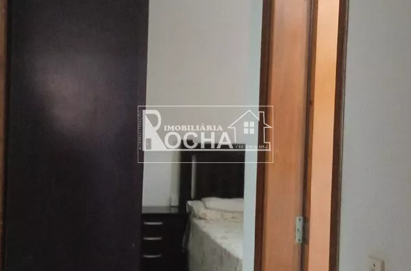 2 quartos, 1-suíte, sala, cozinha, banheiro, garagem carro e moto. - Foto 11