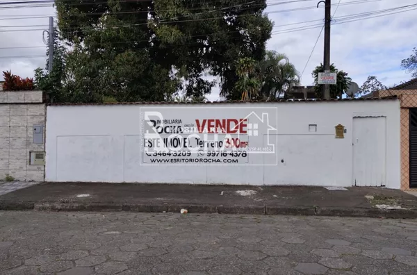 CASA isolada 2 quartos, de mais dependencias 