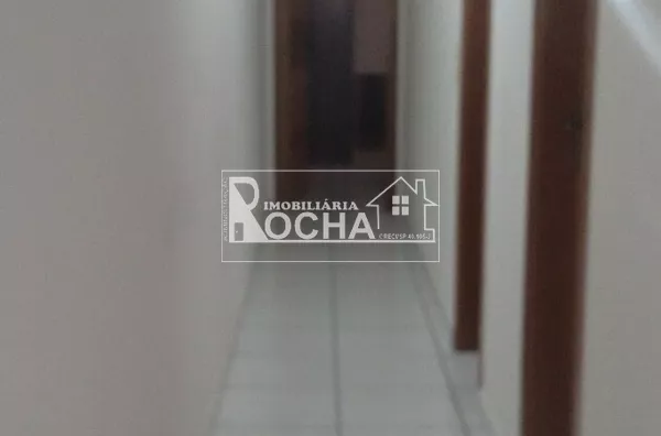 2 quartos, 1-suíte, sala, cozinha, banheiro, garagem carro e moto. - Foto 17