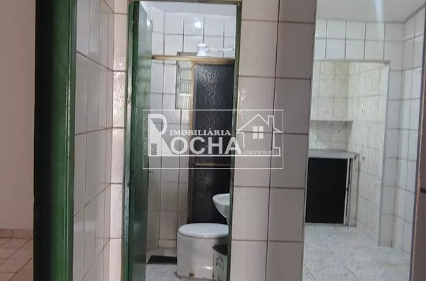 2 Quartos, (1.suíte) sala. cozinha, banheiro, garagem, área de Serviço - Foto 9