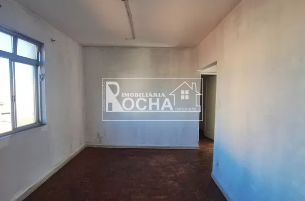 Apto, 2Quartos, sala, cozinha, banheiro, garagem 1 vagas, área de serviço