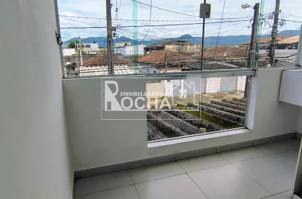 2 quartos, sala, cozinha, banheiro, garagem, area de serviço 