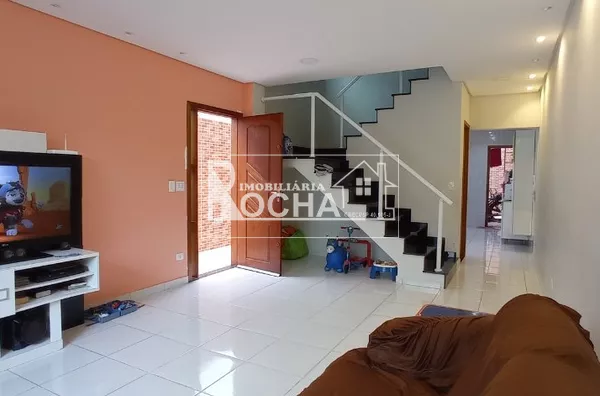 SOBRADO: 3 QUARTOS, (1-SUÍTE) SALA, LABABO, COZINHA, BANHEIROS, GARAGEM, ÁREA DE SERVIÇO, QUINTAL.