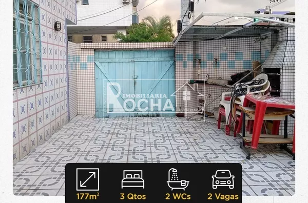 Sobrado com 3 dormitórios, Esquina no Campo Grande em Santos