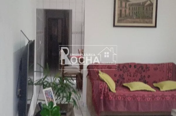 2 quartos, 1-suíte, sala, cozinha, banheiro, garagem carro e moto. - Foto 31