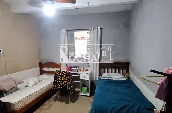2 quartos, sala, cozinha, banheiro, garagem, área de serviço, quintal - Foto 9
