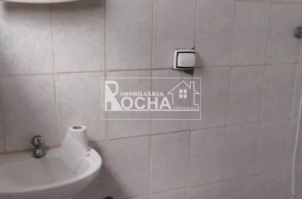 2 Quartos, (1.suíte) sala. cozinha, banheiro, garagem, área de Serviço - Foto 13